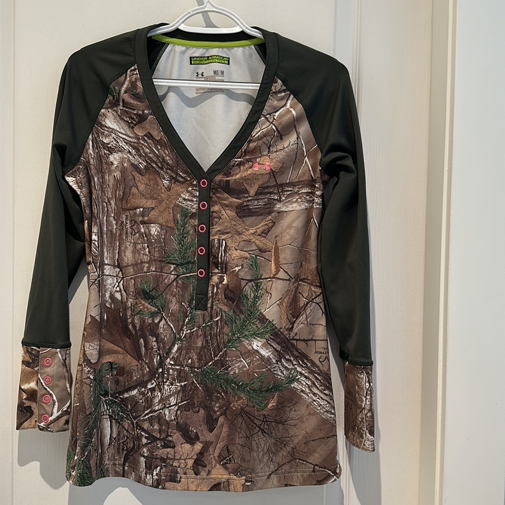 Under armour scent control top